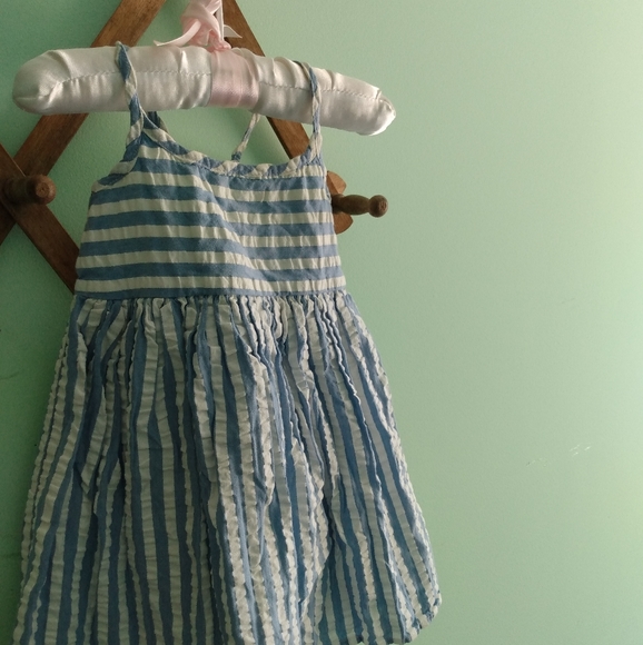 Dress - Picture 1 of 1